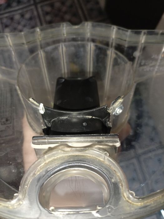 Моющий пылесос Керхер 8/1