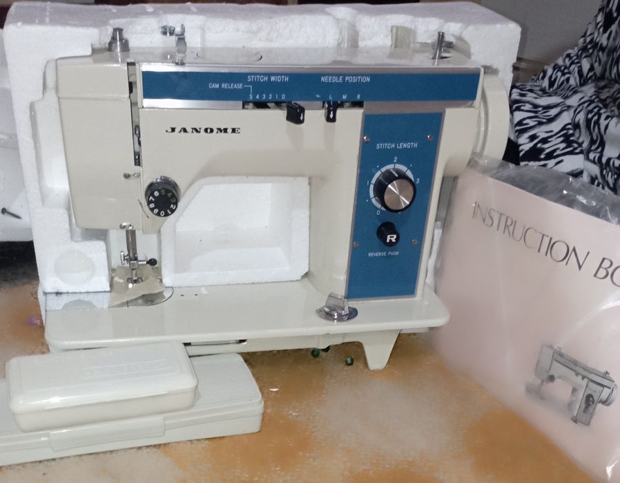 Японская машинка JANOME