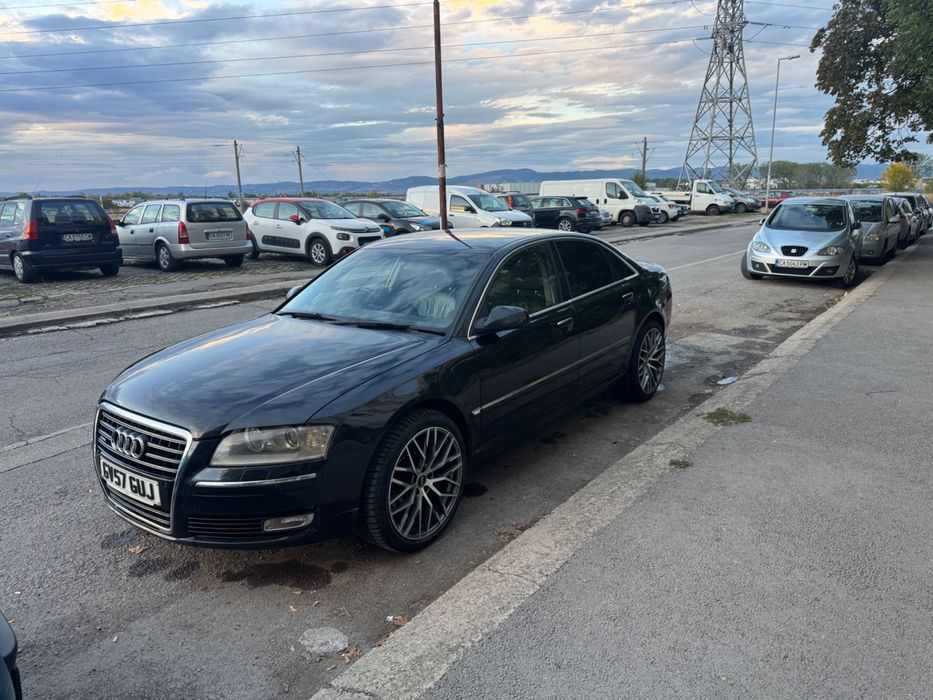 Ауди А8 3Д на части