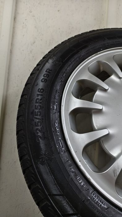 Резина с дисками на Мерседес