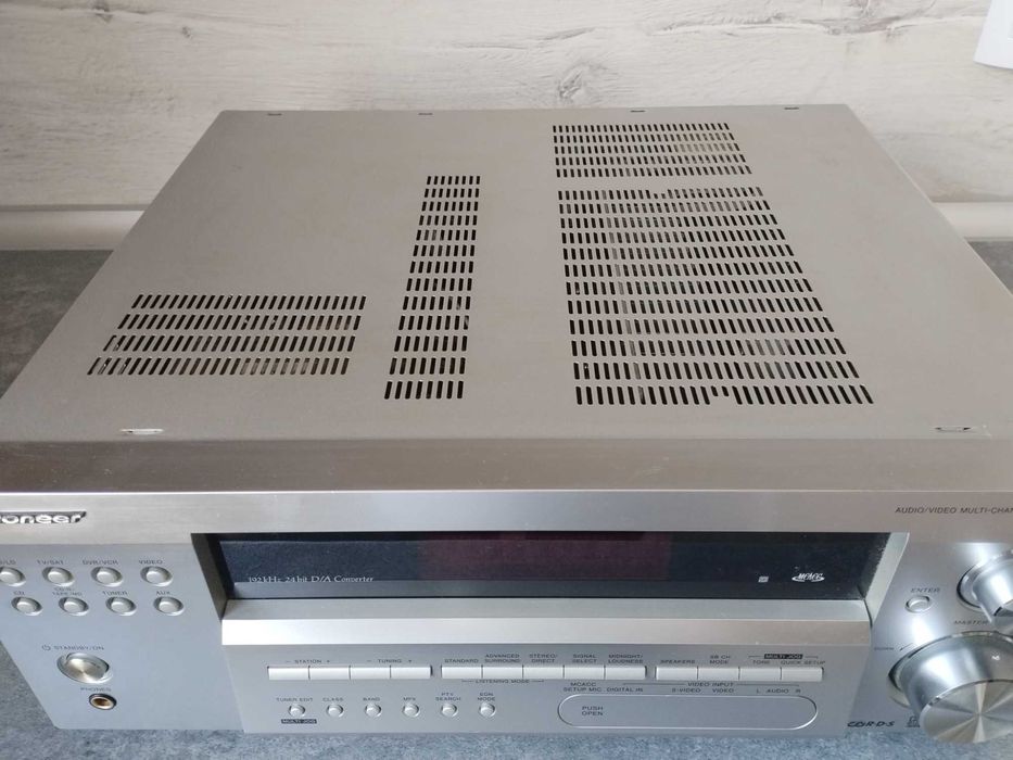 Тунер усилвател PIONEER VSX-D 814