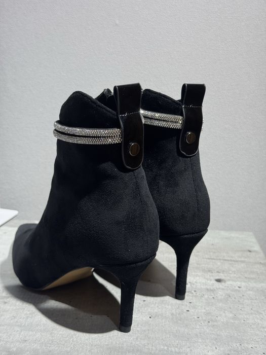 Продам ботильоны