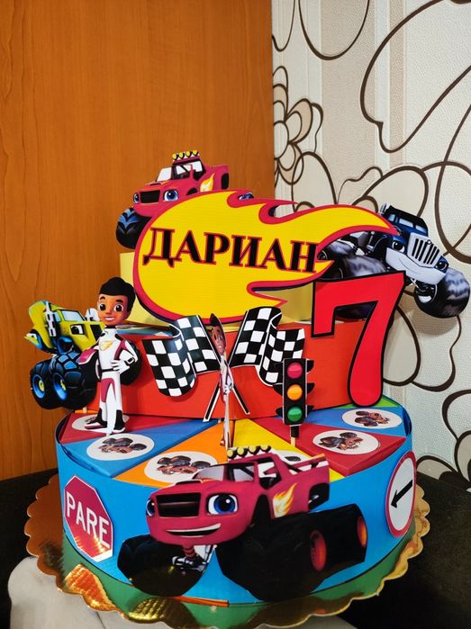 Картонена торта  за детски рожден ден