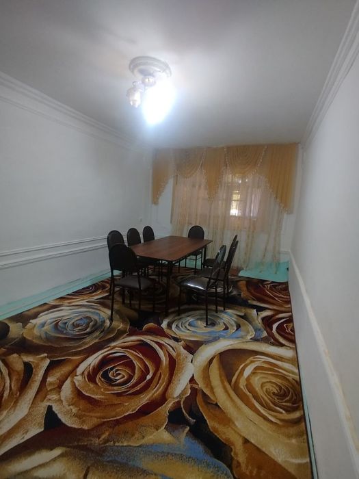 Ijaraga kvartira beriladi adres supper 16 maktab olda 2 xona 1 etaj