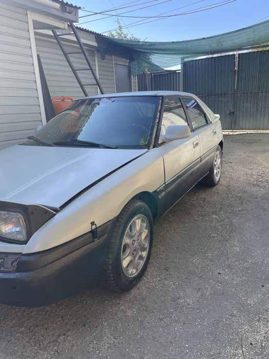 Mazda 323f bg 1993