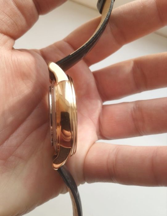 Наручные мужские часы