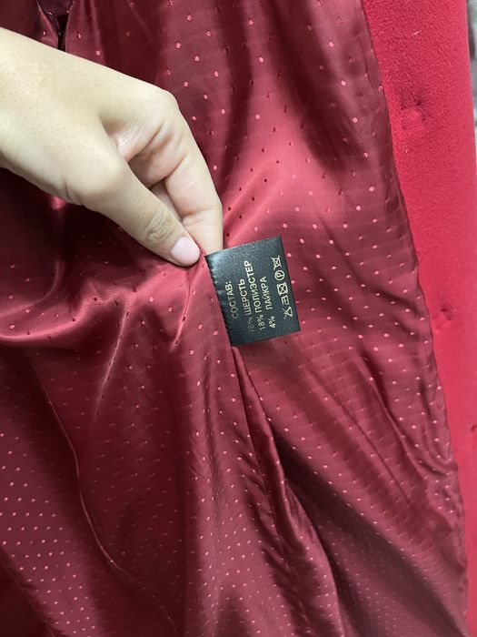 Продам пальто 52 рр