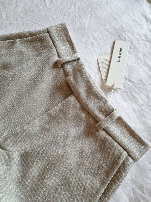 Бермуди XS/S/36размер сребристи официални къси панталонки висока талия