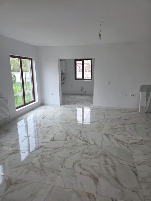 Casa moderna 4 camere, Strejnicu – aproape de Ploiesti, zona linistita