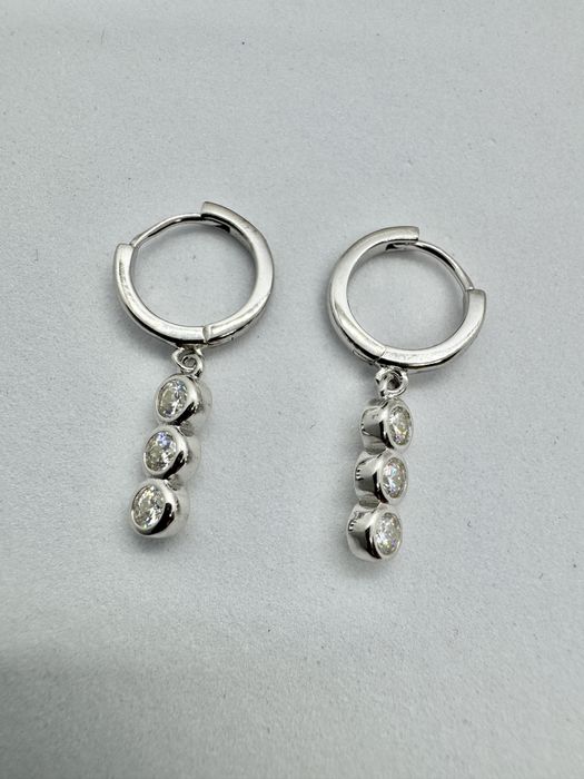 Сребърни обеци с мойсанит (Диамант)