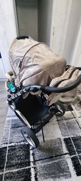 Бебешка количка 3 в 1