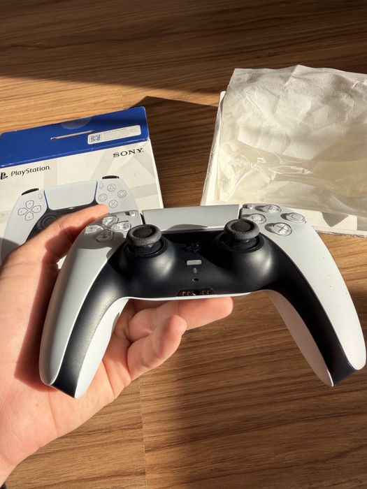 Controller PS5 nou cu garantie si factura Altex