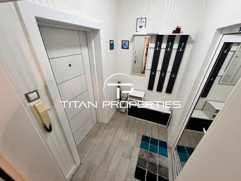 Дава се под наем Двустаен апартамент в Бургас, Център - 70 кв.м за 510 € - Снимка #4