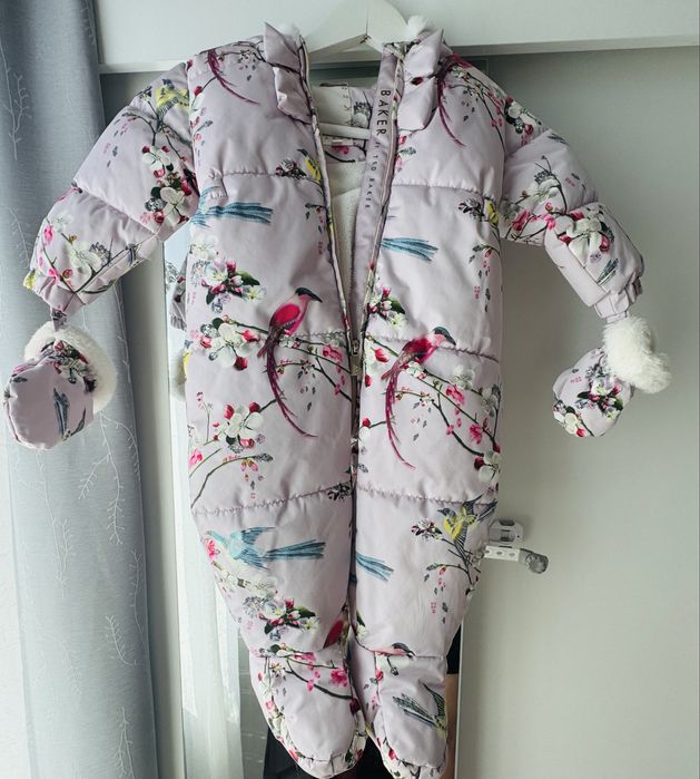Космонавт TED BAKER
