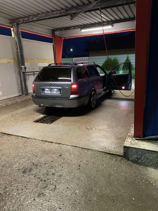 Vând Skoda Octavia 1