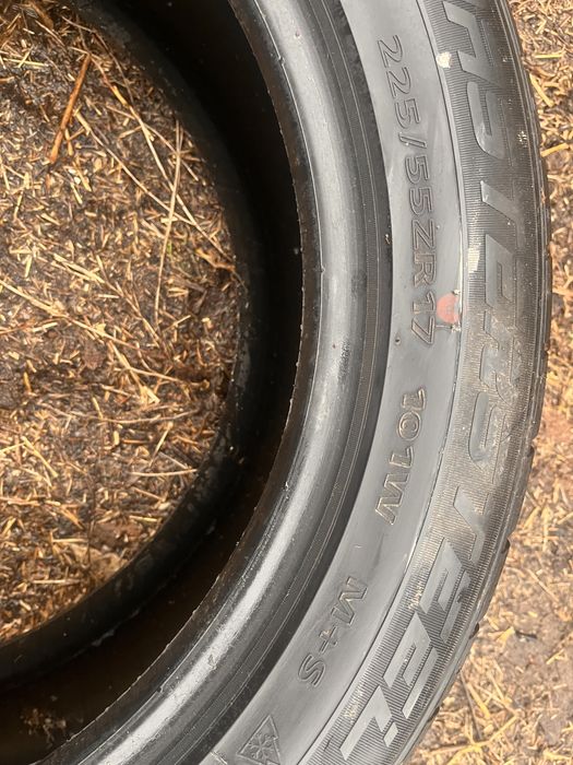 Vînd set 4 cauciuguri M+S noi 0 KM 225/55/17