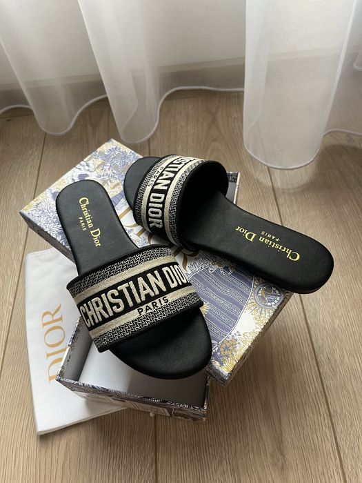 Дамски чехли Dior