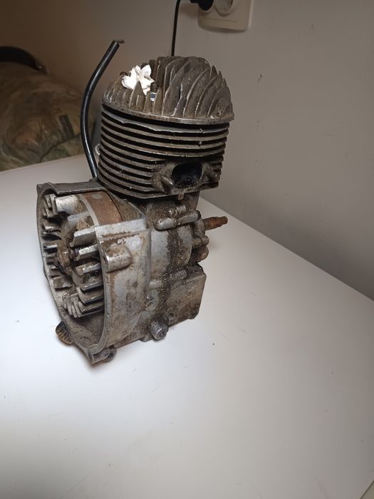 Motor moped ,bicicleta 80 cc³