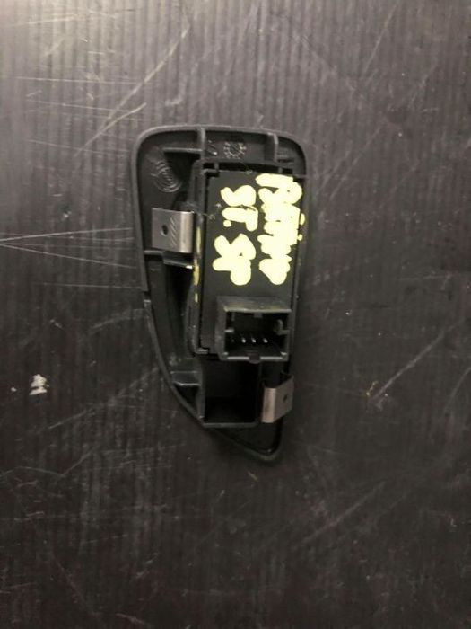 buton geam stanga spate fiat bravo
