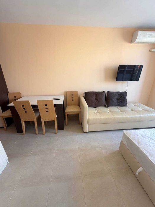 Продава се Едностаен апартамент в к.к. Слънчев бряг - 37 кв.м за 827 €/кв.м - Снимка #3