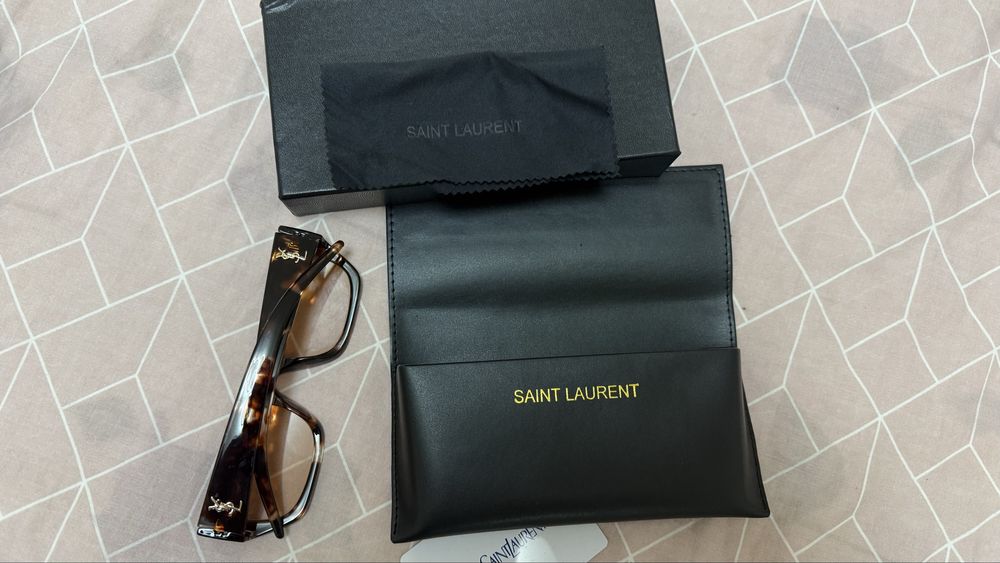Дамски очила YSL