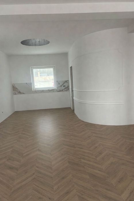 Vând casă modernă cu vedere panoramică asupra Oradiei