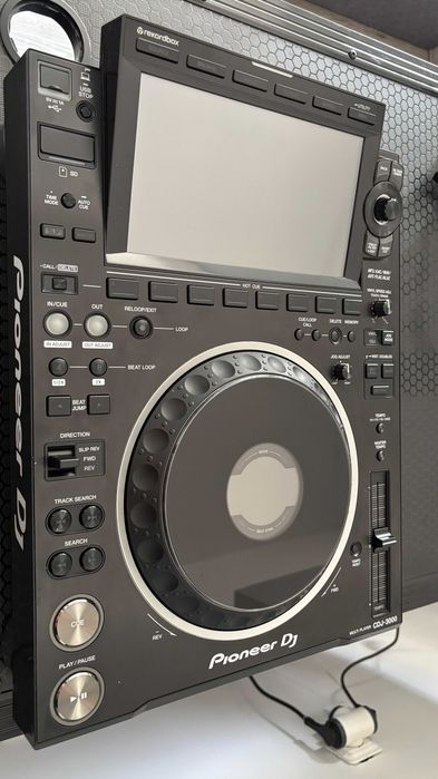 2 х Pioneer CDJ 3000 & 1 x Pioneer DJM A9 Подарък Кейсове UDG