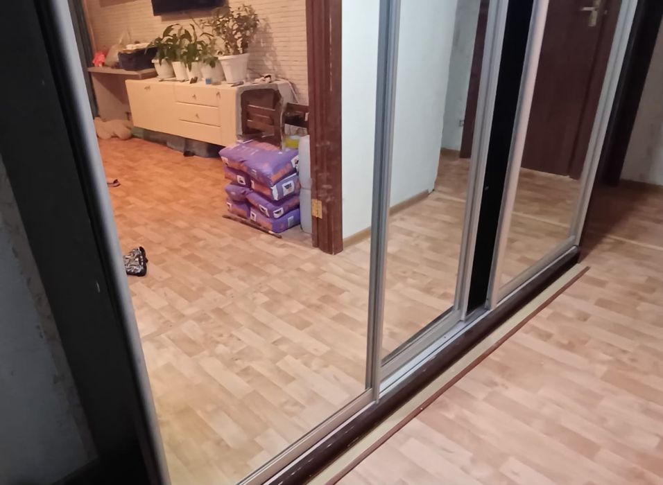 Продается шкаф хороший