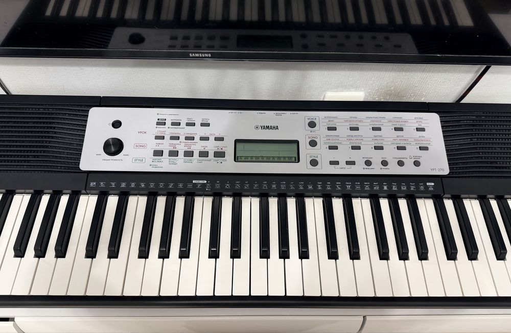 Синтезатор Yamaha