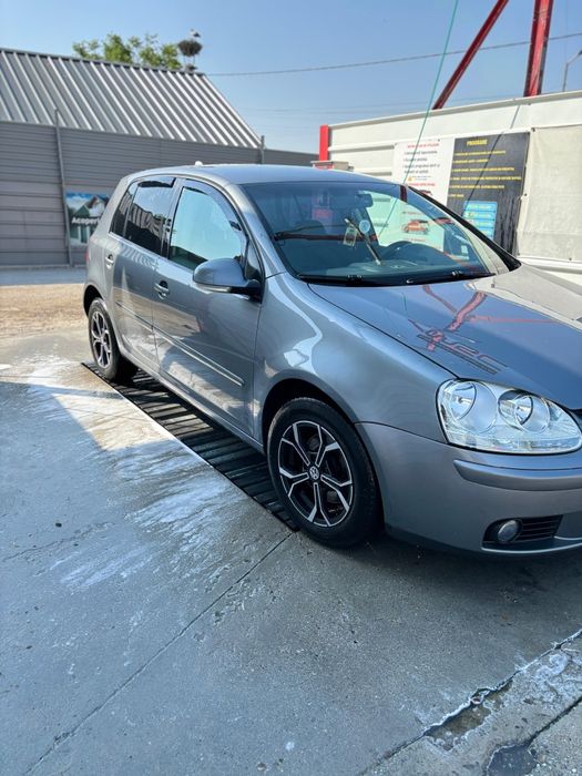 Volkswagen golf 5 1.9 tdi