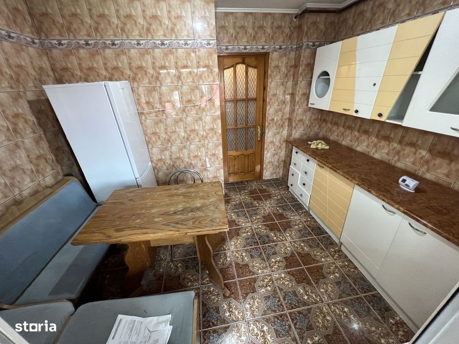 Apartament 3 camere Casa de Cultura