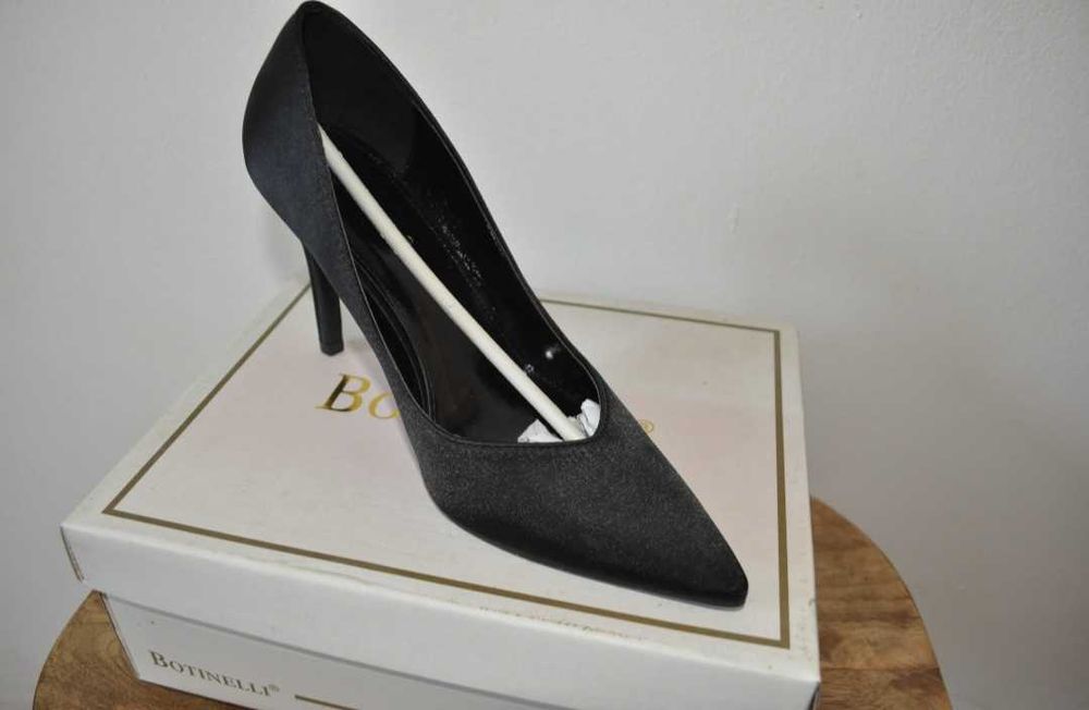 Pantofi stiletto,marimea 37