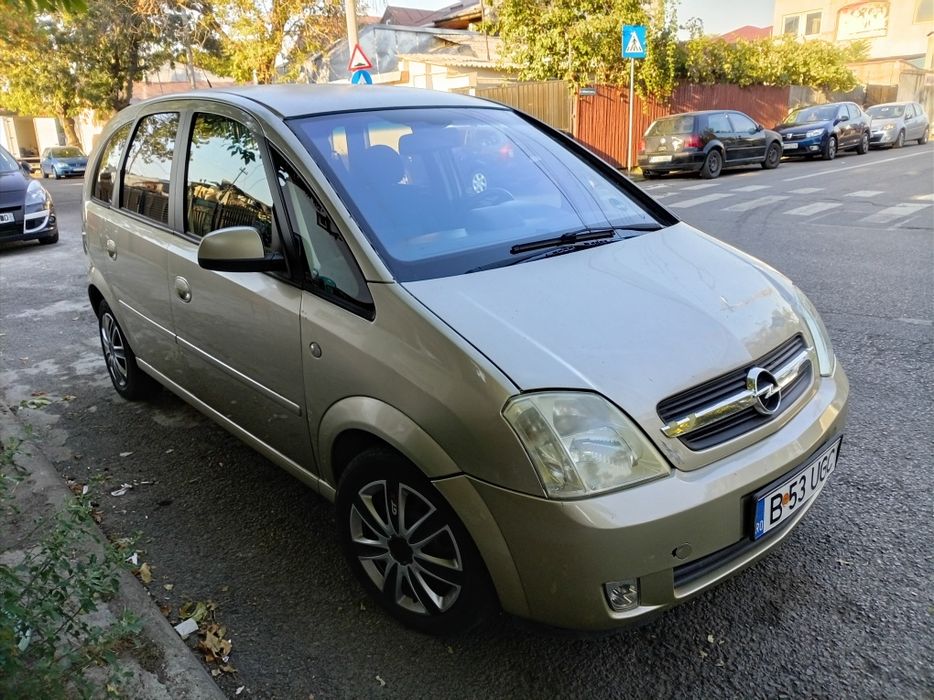 Vând Opel merivai