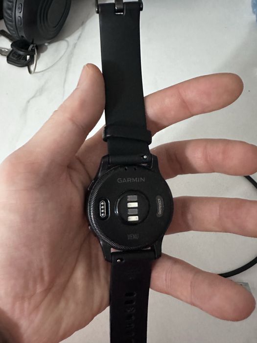 Смарт часы Garmin Venu / Гармин