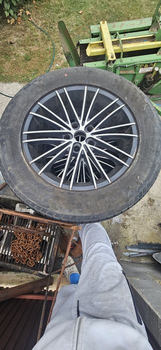 Jante +cauciucuri 255/60R 18 V XL