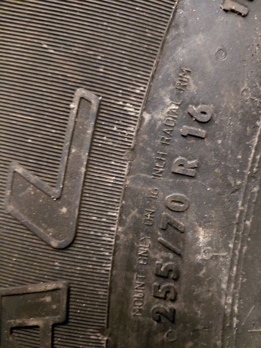 255/70/16" Continental 1бр.гуми