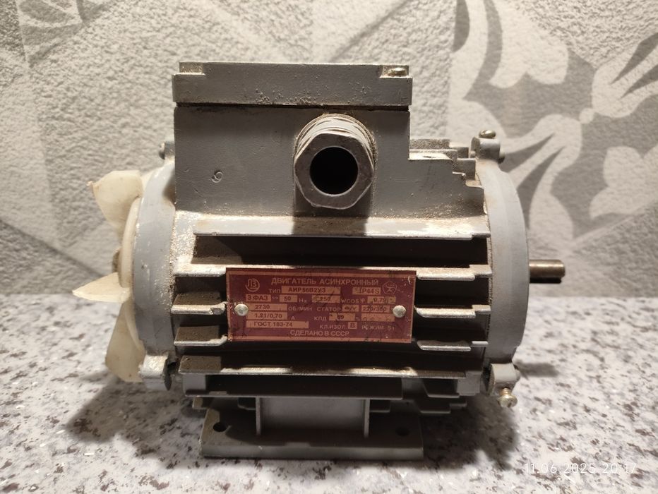 Продам электродвигатель асинхронный