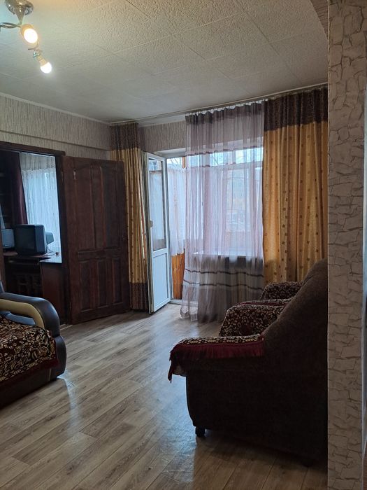 Сдам квартиру на длительный срок.