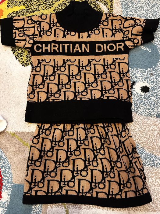 Дрехи за момиче 104-110,116