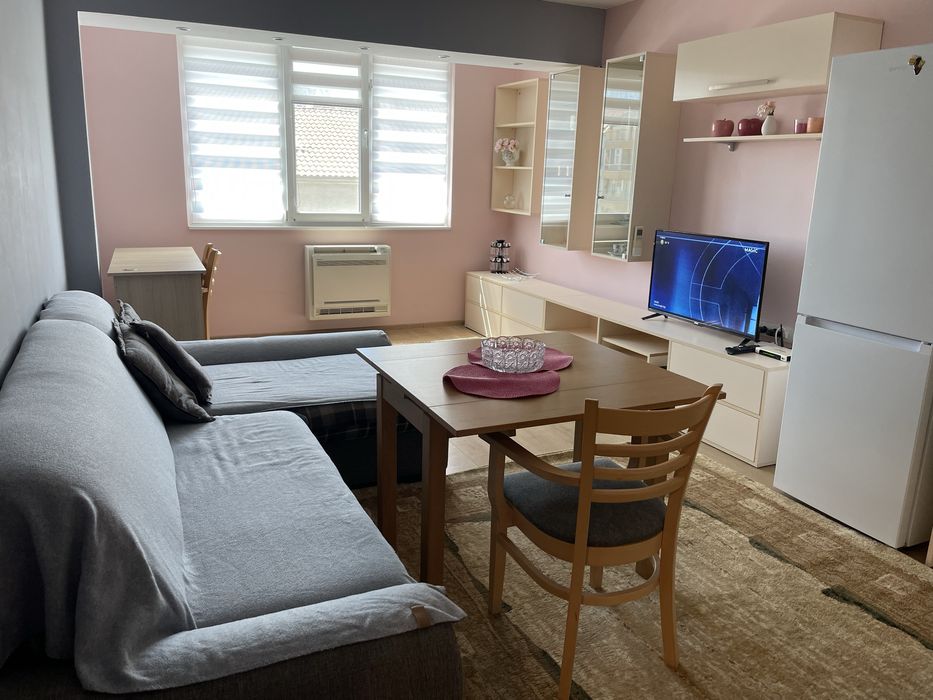 Продава се Тристаен апартамент в Бургас, Център - 72 кв.м за 2917 €/кв.м - Снимка #7