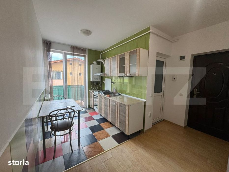 Apartament 1 camera, decomandat, 35 mp, zona Porii