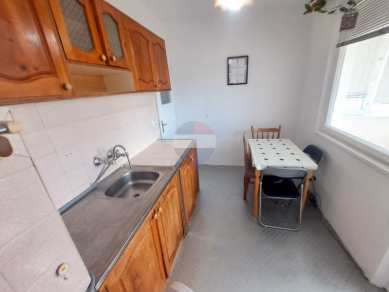 Продава се Двустаен апартамент в Варна, Левски - 40 кв.м за 2750 €/кв.м - Снимка #6