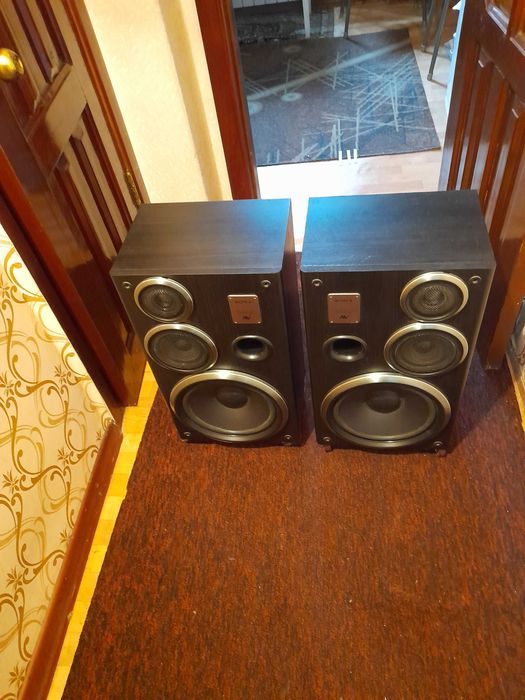 Продам колонки японские SONY SS-D77AV. Только звонить