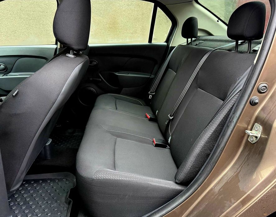 Dacia Logan doar 25.000.km  este ca si noua