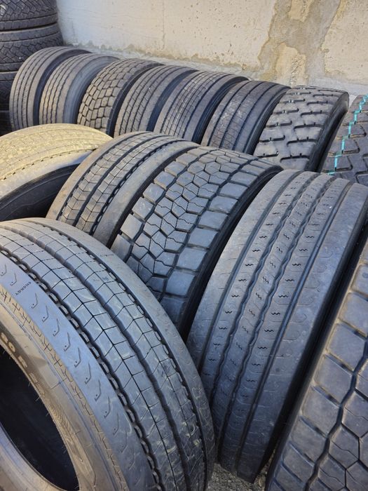 Anvelope 315 80 r 22.5 de tracțiune și de direcție.