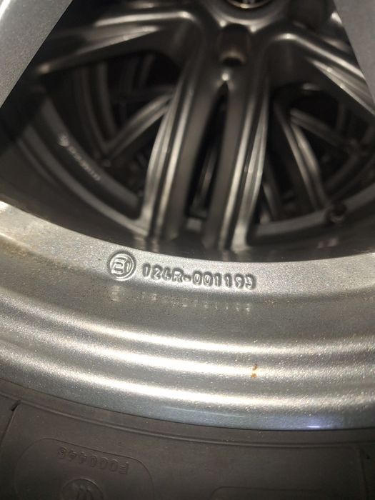 Vând Set 4 Roti Complete M+S  APLUS A.505 cu dimensiunile 225/60 R18 Dot 2022.
Preț 3.900 Lei