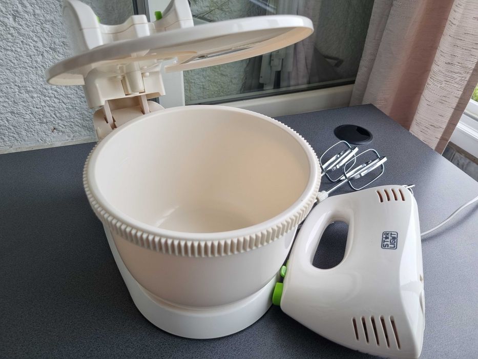 Mixer cu bol Star-Light SM-G300, 300W, Bol 2.5L, Alb/Verde – Preț Negociabil