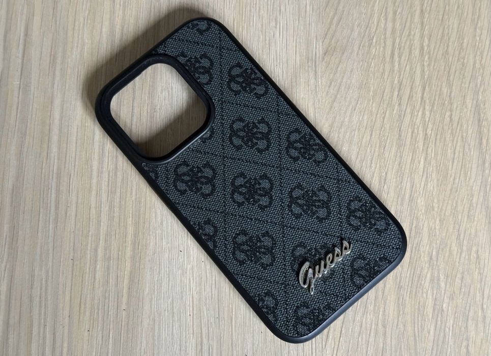 Husa Guess pt Iphone 15 Pro