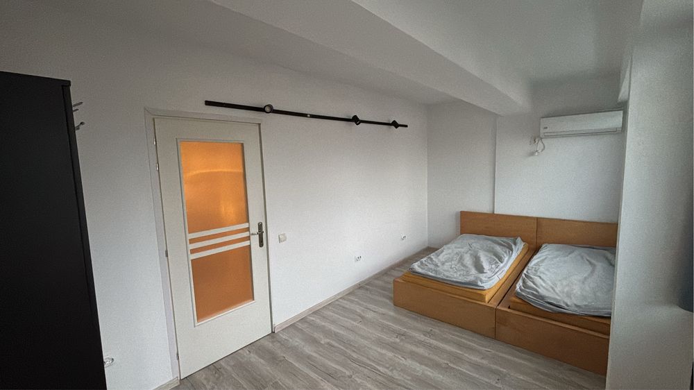 Ap. 3 camere, 84 mp + loc de parcare privat, bloc nou