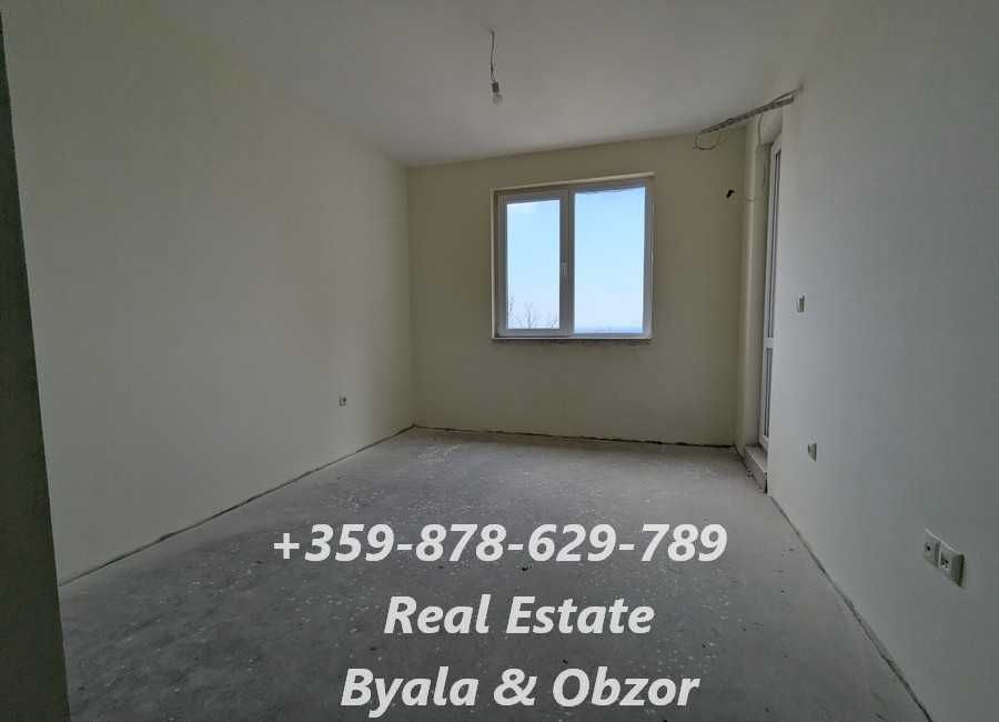 Нов двустаен апартамент с морска гледка в гр.Бяла